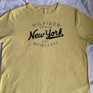 Tommy Hilfiger men’s large cotton yellow t-shirt